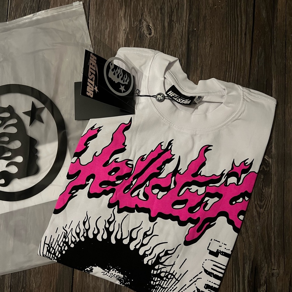 Hellstar White & Pink Graphic Tee Size L NWT Streetwear